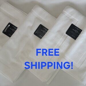 Liz Claiborne Bright White Egyptian Cotton Bath Mat